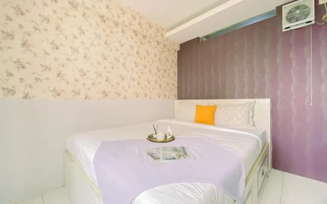 Comfort Living 2Br Apartment At Kebagusan City - photo 3