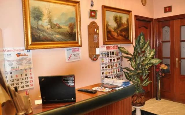 Hostal Evoke Madrid - photo 2