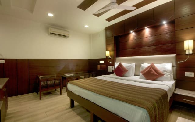 Hotel Amaltas International by Orion Hotels - photo 5