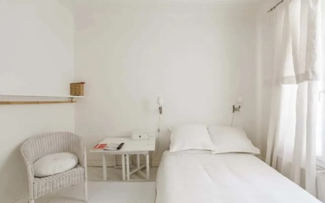 Luxurious 4 Rooms -75sq² Marais - photo 3