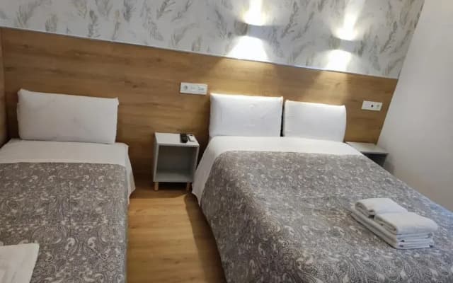 Hostal Esparteros - photo 2