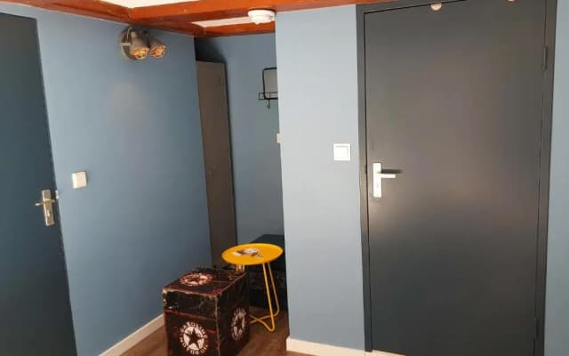 Urban Vibes Guesthouse - photo 2