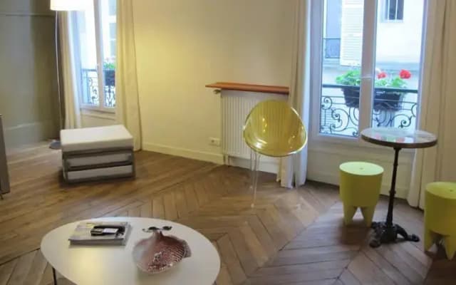 Apartment between Montmartre and Opera - photo 3