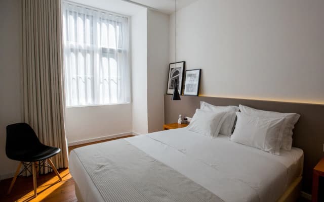 The 8 Downtown Suites - photo 3