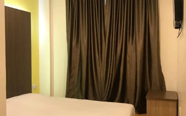 Viva Hotel Sri Aman - photo 3