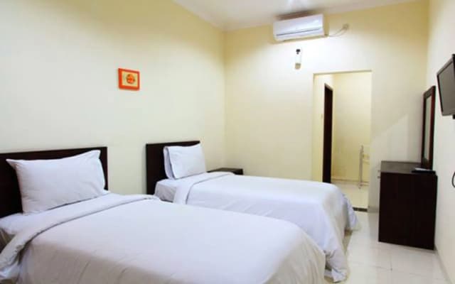 Surya Inn - photo 4