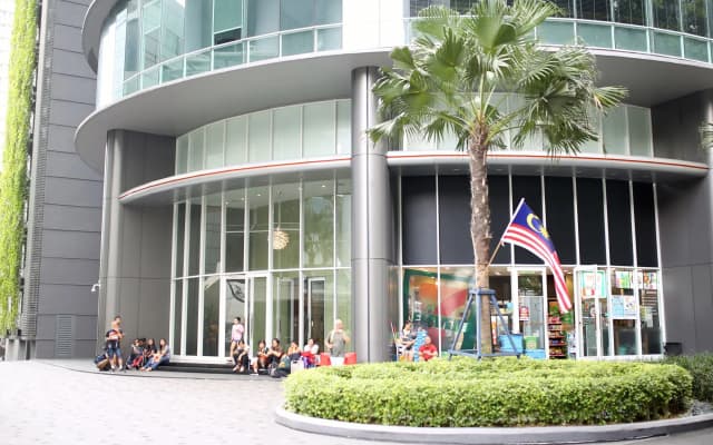 Vortex Suite KLCC by Idaris - photo 3
