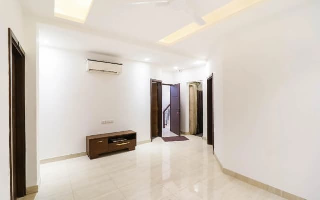 OYO 66222 Premium Villa - photo 2