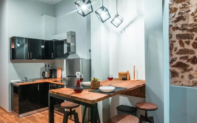 NOHO Boutique , premium living Dikeou 8 - photo 3