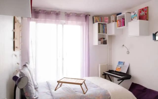 2 Bedroom Apartment With Balcony Near Eiffel Tower and Invalides - photo 2
