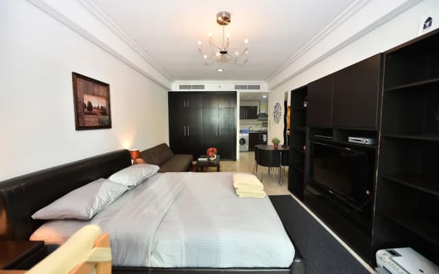 ARZ- Available spacious Studio Apartment - photo 2