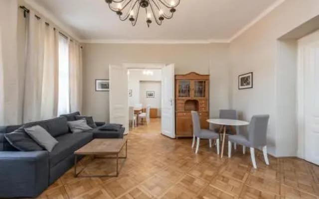 Liliova Apartments - photo 2