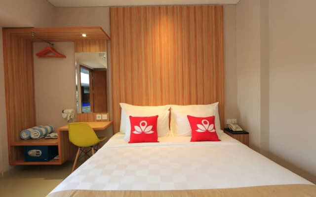 ZEN Premium Ubud Raya Andong 2 - photo 4