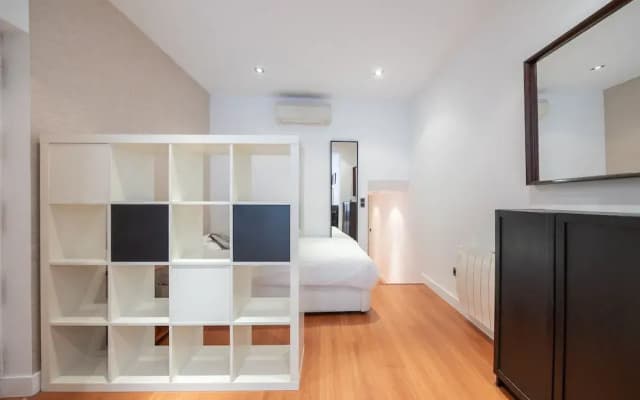 Studio in Barrio de las Letras Work or Study - photo 4
