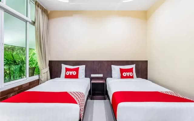 OYO 451 Samran​ Resort - photo 4