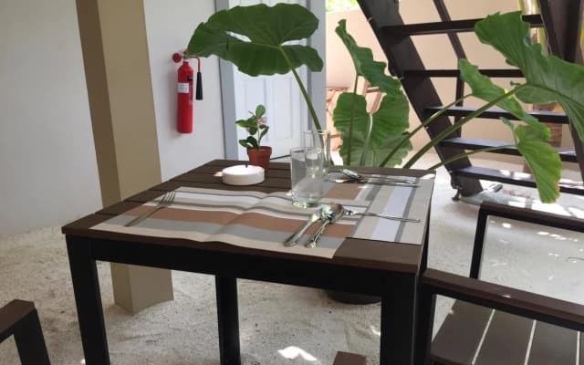 Ithaa Inn Kamadhoo Hotel - photo 3