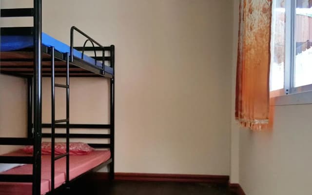 Bangkok Legend Guesthouse - photo 4