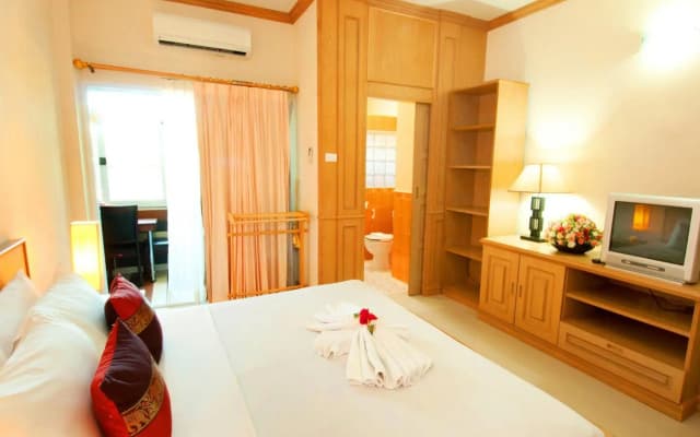 Taweeporn Resort - photo 3