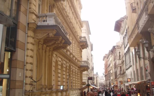 Budapest River Hotel - photo 4