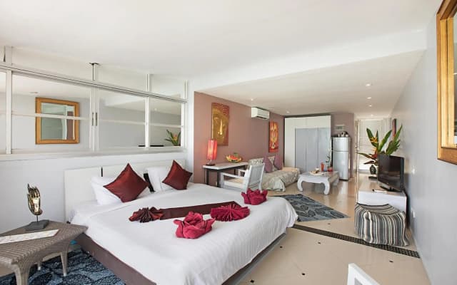 Enjoy Beach Hotel - photo 3