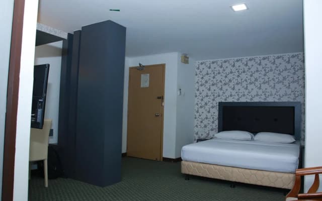 DE LA Hotel - photo 3