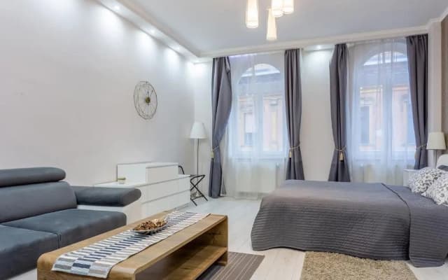 Goldcentral Apartment Grand Boulevard - photo 2