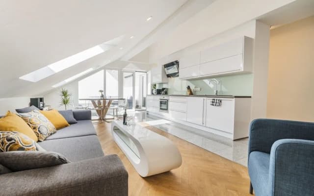 100sqm w terrace-Danube-AC - Netflix-3BR - photo 2