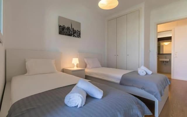 Embassy Apartment by Innkeeper - photo 2