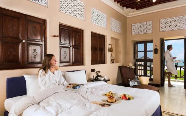 Al Maya Island & Resort - photo 3