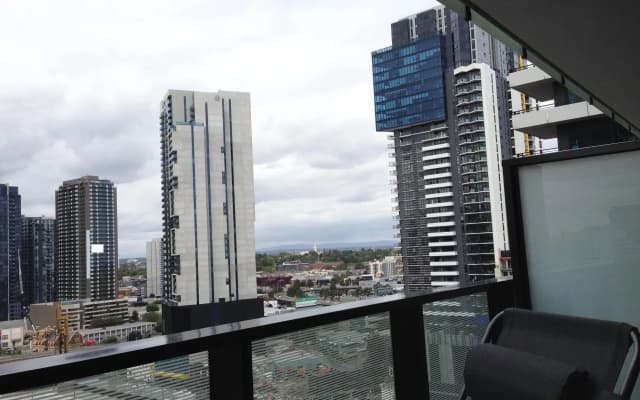 Southbank Views Deluxe Apartments - photo 5