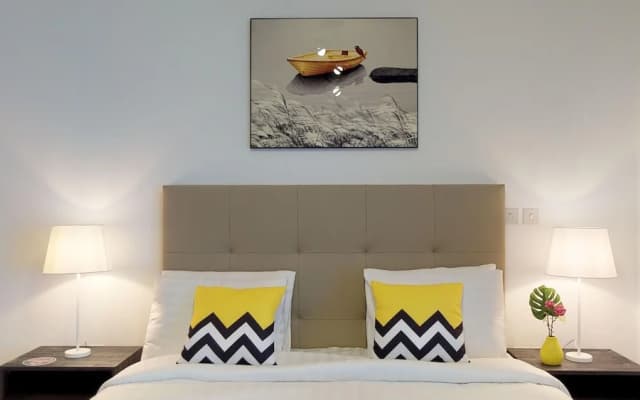 Lux BnB Park Towers DIFC - photo 5