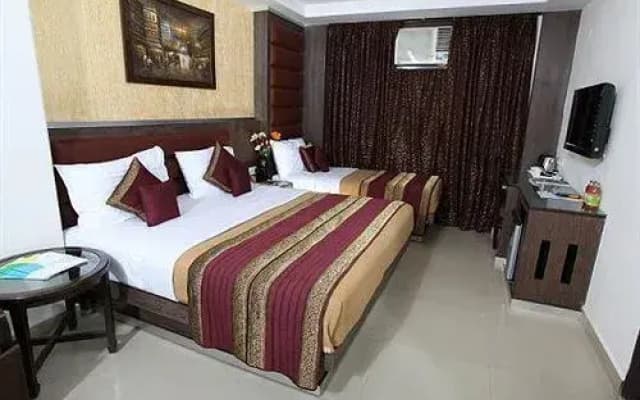 Hotel Le-Cosmos - photo 4