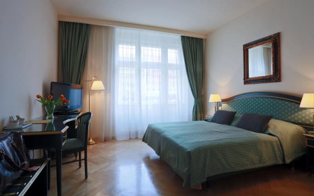 Hotel Elysee - photo 4