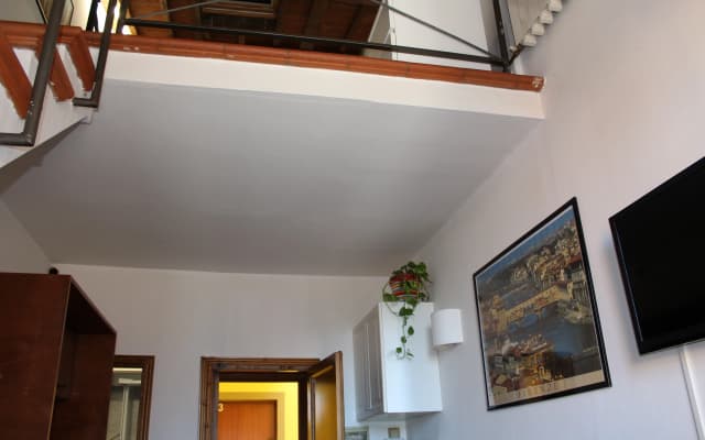 Max Apartments - photo 2