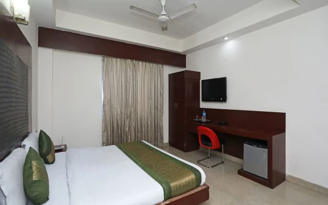 OYO 512 Hotel Aman Inn - photo 5