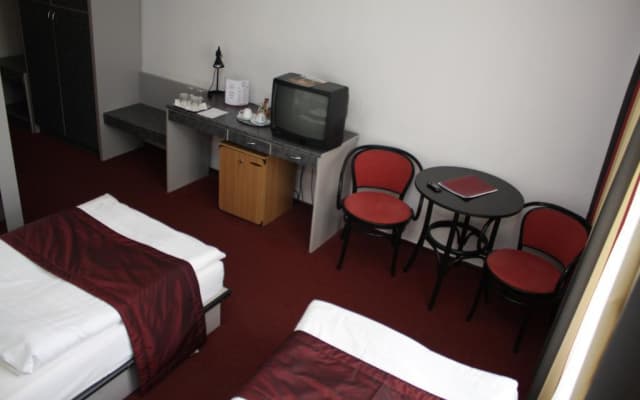 Hotel Griff - photo 2