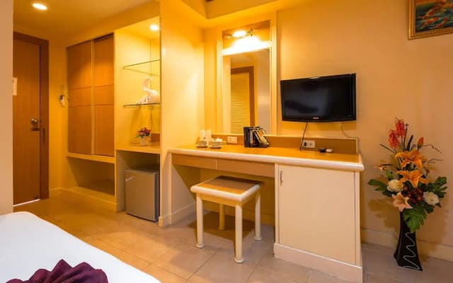 8080 Hotel Patong - photo 4