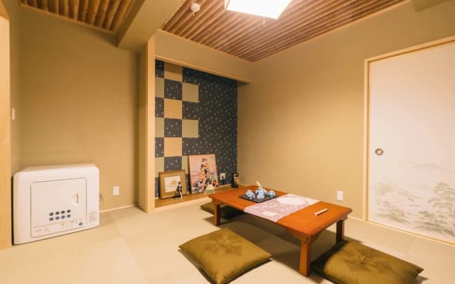 IN House - photo 2