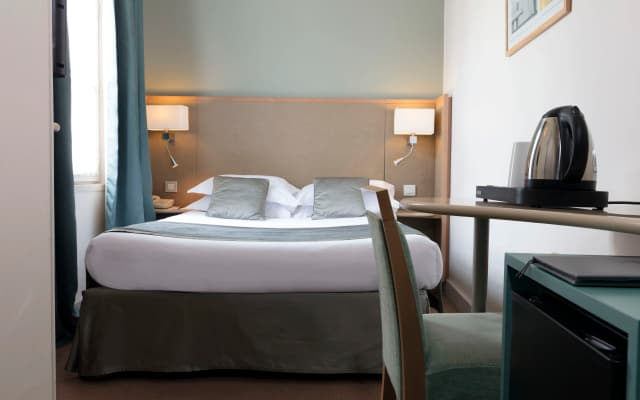 Leonardo Boutique Opera Hotel - photo 2