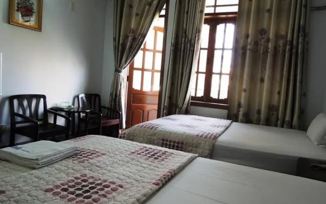 Ngan Pho Hotel - photo 3