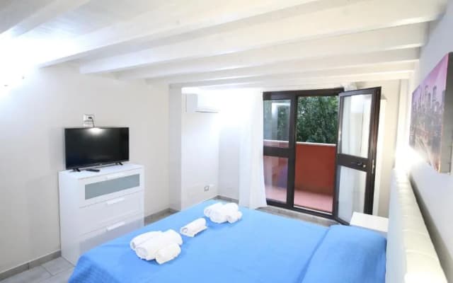 Modern Loft Apartment - photo 3