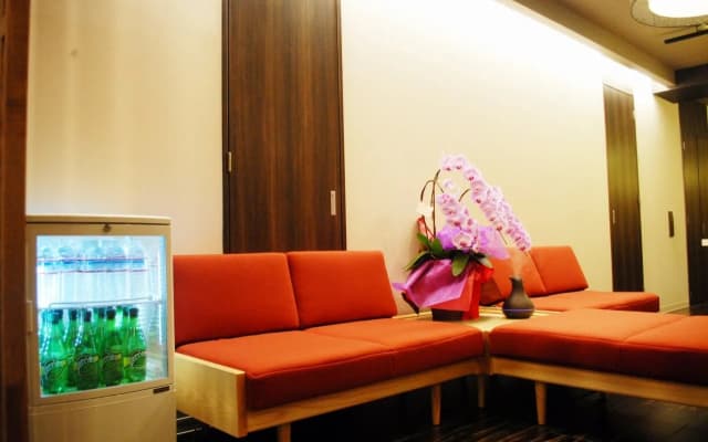 iloha Hostel Namba Shinsaibashi - photo 2
