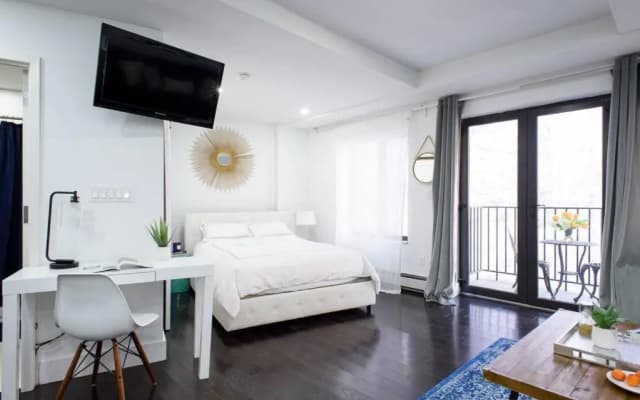 809-4b Studio Balcony W D Prime Location - photo 3