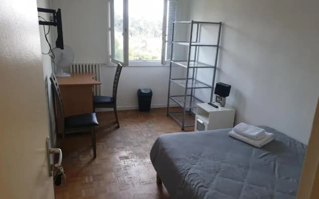 NEW CHEAP PRIVATE ROOM, KITCHEN , OVERWIEUW sea,TRAM on spot, 12 minutes from nice train station with tram , beach in 17 min tram , CHAMBRE PRIVÉE pas cher, cuisine équipée , tram sur place, APERÇU mer, 12 min de la gare de Nice avec le tram, 17 min plage - photo 4