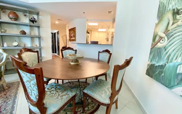 Luxury 2BR Apartment with partial Marina views - photo 2