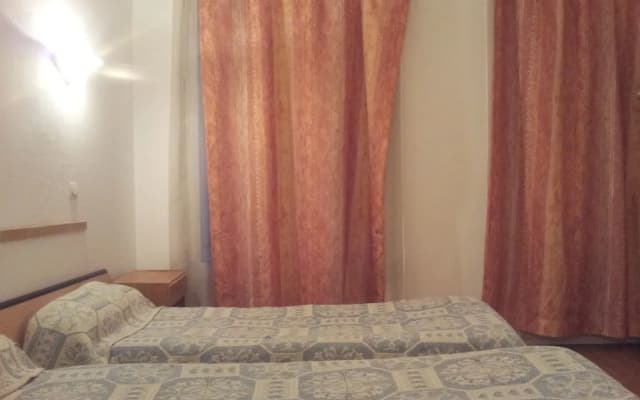 Ideal Hotel - photo 4