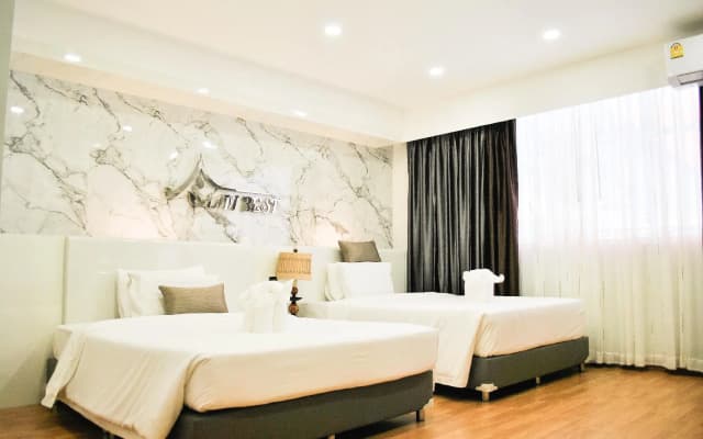 Siam Best Hotel - photo 2