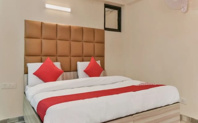 Oyo 23424 Hotel Clink - photo 5