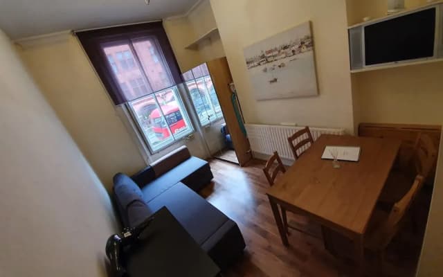 Old Street Apartments - photo 2