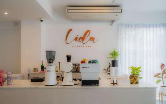Lek Lek Samui Roomxcoffee Bar - photo 4